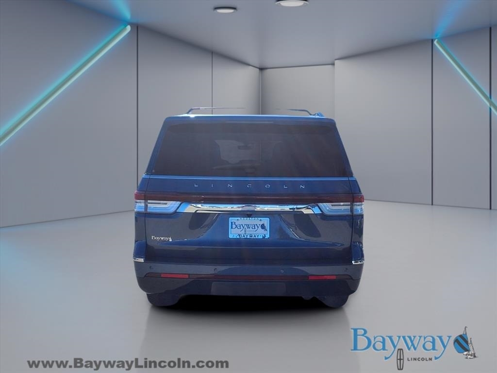 Lincoln Navigator L Reserve 2023 Lincoln Navigator L Reserve 2023