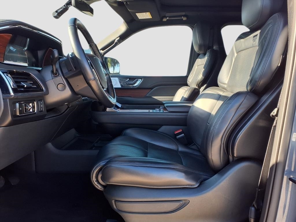 Lincoln Navigator L Reserve 2023 Lincoln Navigator L Reserve 2023