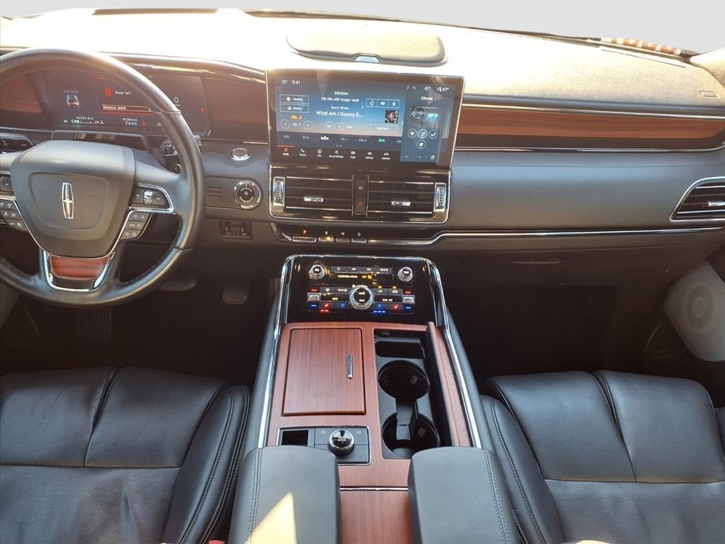 Lincoln Navigator L Reserve 2023 Lincoln Navigator L Reserve 2023