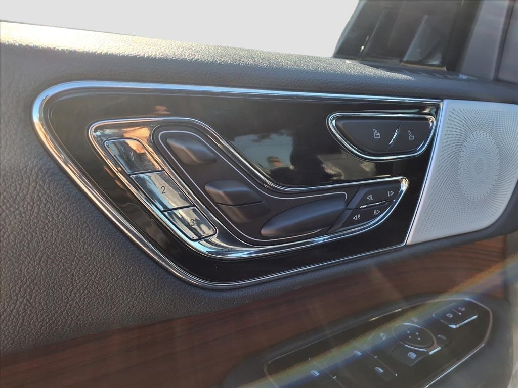 Lincoln Navigator L Reserve 2023 Lincoln Navigator L Reserve 2023