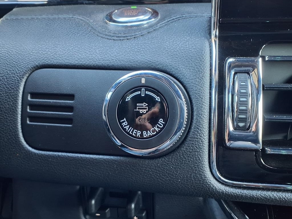 Lincoln Navigator L Reserve 2023 Lincoln Navigator L Reserve 2023