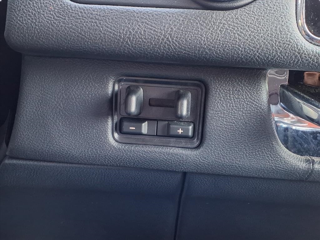 Lincoln Navigator L Reserve 2023 Lincoln Navigator L Reserve 2023