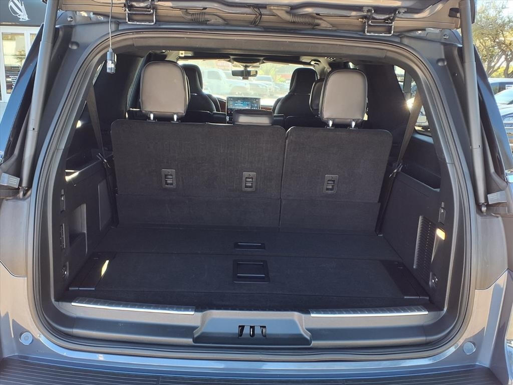 Lincoln Navigator L Reserve 2023 Lincoln Navigator L Reserve 2023