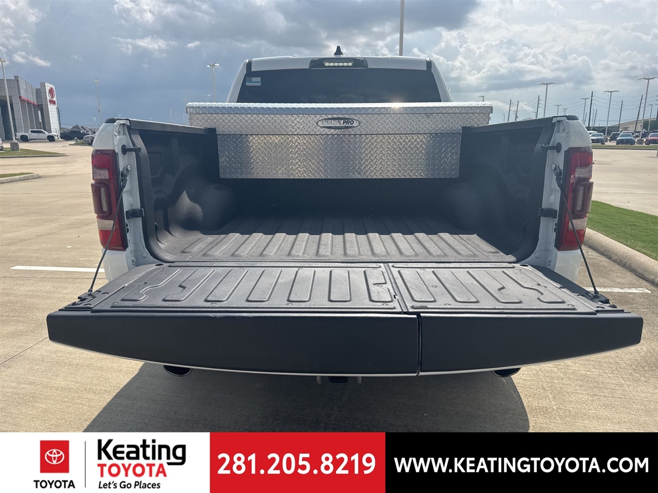 RAM 1500 Longhorn Crew Cab SWB 2WD 2022 RAM 1500 Longhorn Crew Cab SWB 2WD 2022