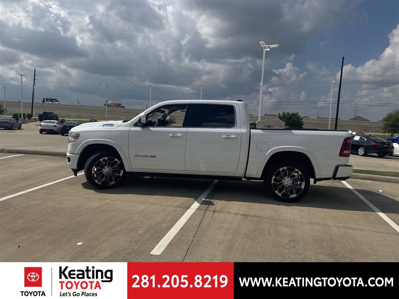 RAM 1500 Longhorn Crew Cab SWB 2WD 2022 RAM 1500 Longhorn Crew Cab SWB 2WD 2022