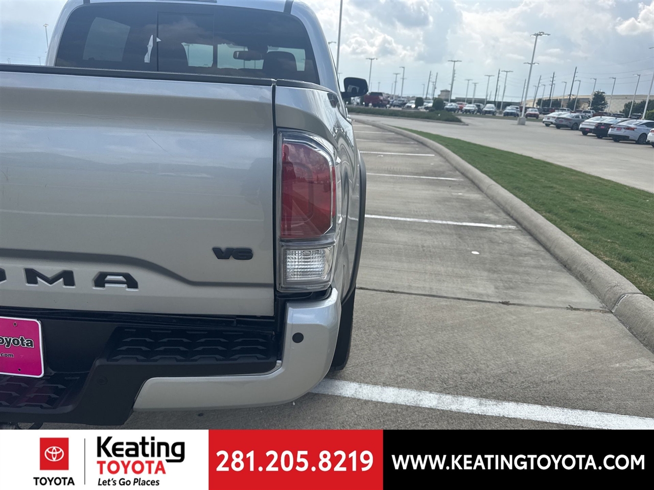 Toyota Tacoma SR5 Double Cab Long Bed V6 6AT 4WD 2023 Toyota Tacoma SR5 Double Cab Long Bed V6 6AT 4WD 2023