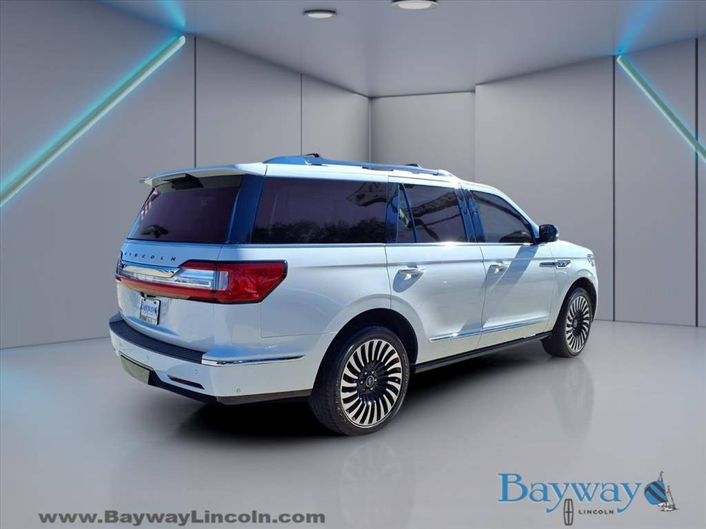 Lincoln Navigator Black Label 4WD 2021 Lincoln Navigator Black Label 4WD 2021