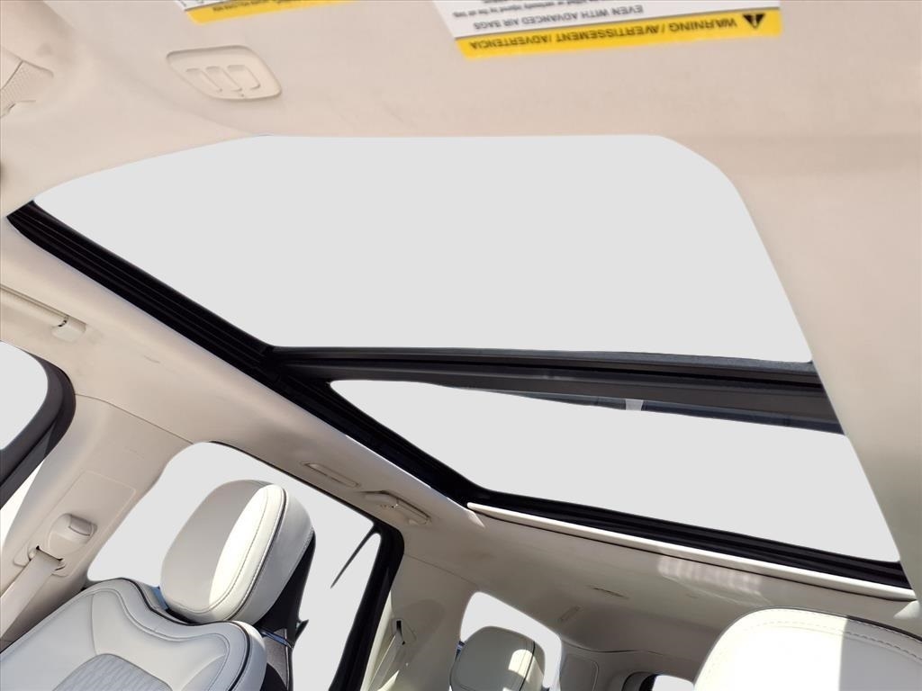 Lincoln Navigator Black Label 4WD 2021 Lincoln Navigator Black Label 4WD 2021