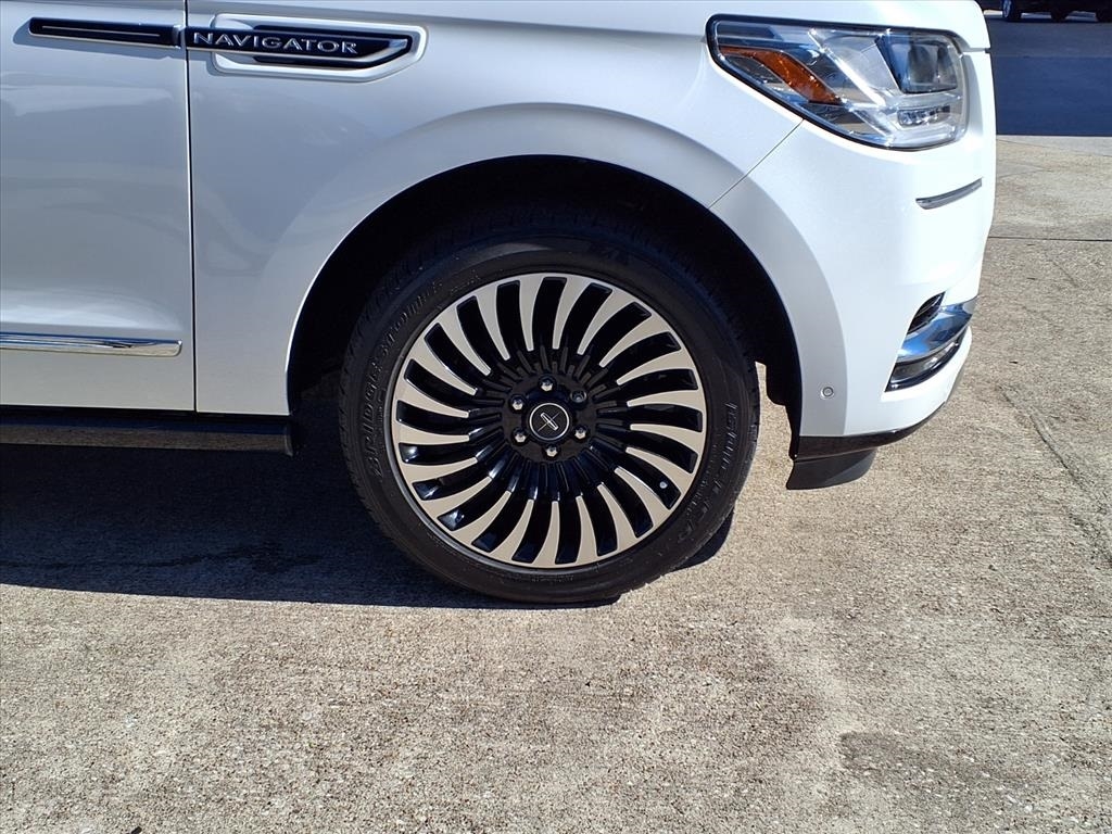 Lincoln Navigator Black Label 4WD 2021 Lincoln Navigator Black Label 4WD 2021