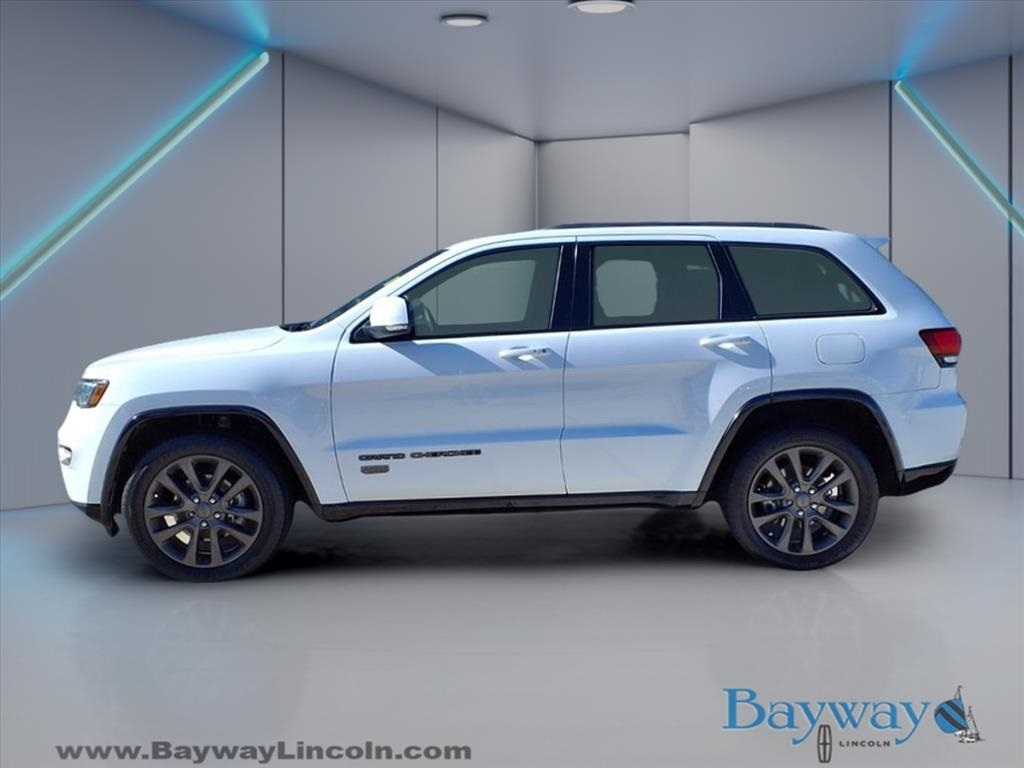 Jeep Grand Cherokee Limited 2WD 2016 Jeep Grand Cherokee Limited 2WD 2016