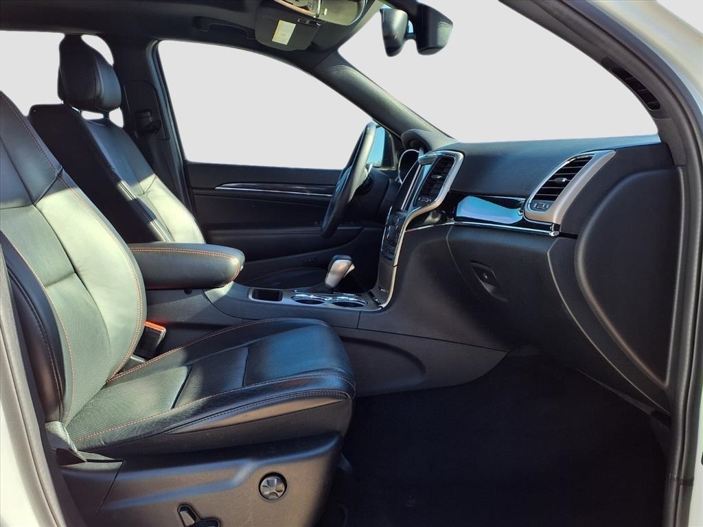 Jeep Grand Cherokee Limited 2WD 2016 Jeep Grand Cherokee Limited 2WD 2016