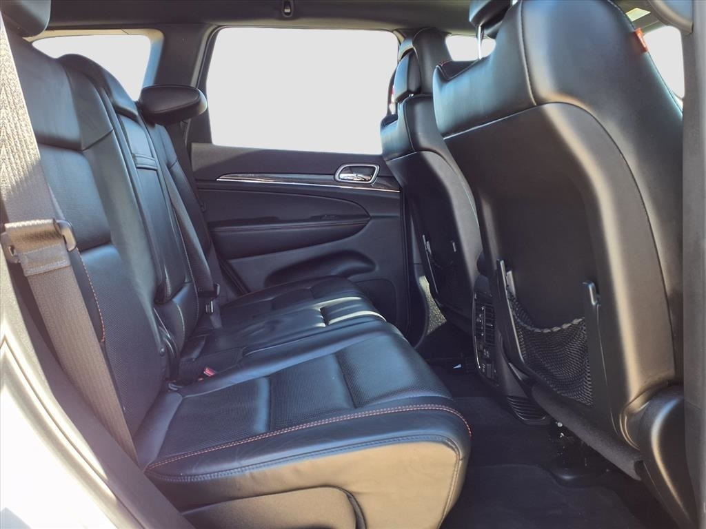 Jeep Grand Cherokee Limited 2WD 2016 Jeep Grand Cherokee Limited 2WD 2016