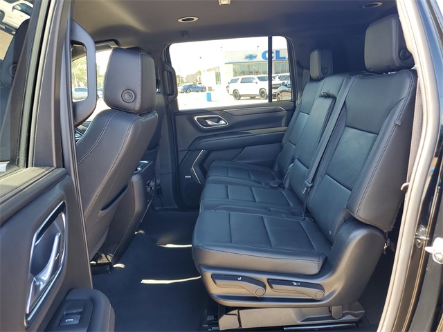 Chevrolet Suburban LT 4WD 2023 Chevrolet Suburban LT 4WD 2023