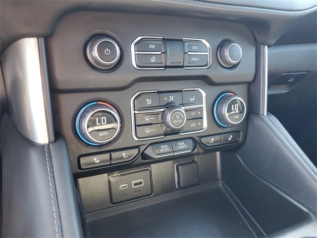 Chevrolet Suburban LT 4WD 2023 Chevrolet Suburban LT 4WD 2023