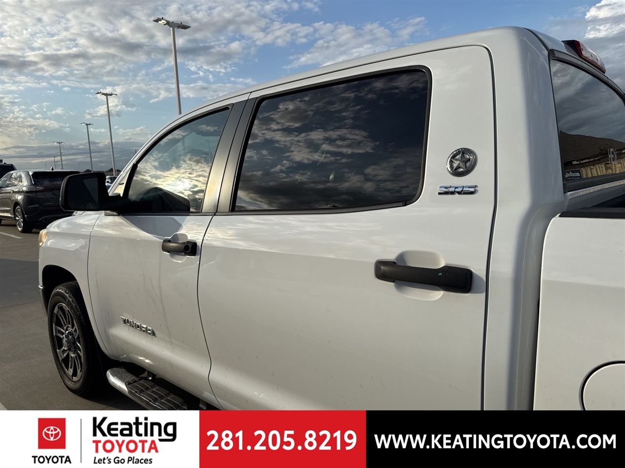 Toyota Tundra SR5 4.6L V8 CrewMax 2WD 2014 Toyota Tundra SR5 4.6L V8 CrewMax 2WD 2014