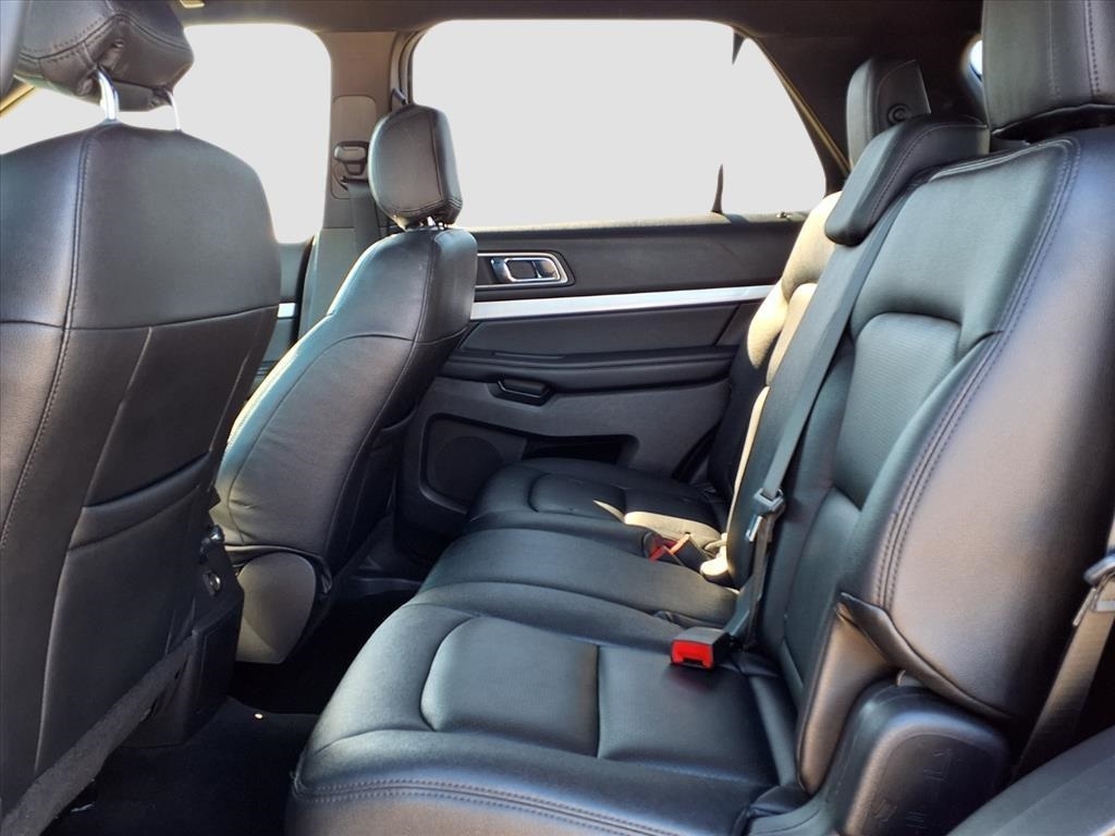 Ford Explorer XLT FWD 2017 Ford Explorer XLT FWD 2017