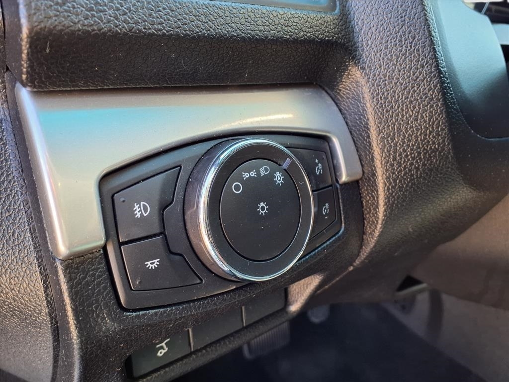 Ford Explorer XLT FWD 2017 Ford Explorer XLT FWD 2017