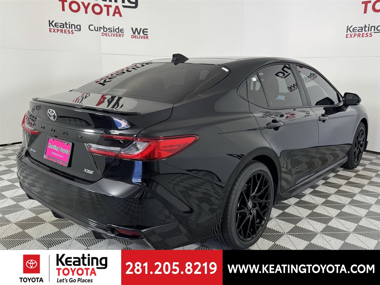 Toyota Camry Hybrid XLE 2026 Toyota Camry Hybrid XLE 2026