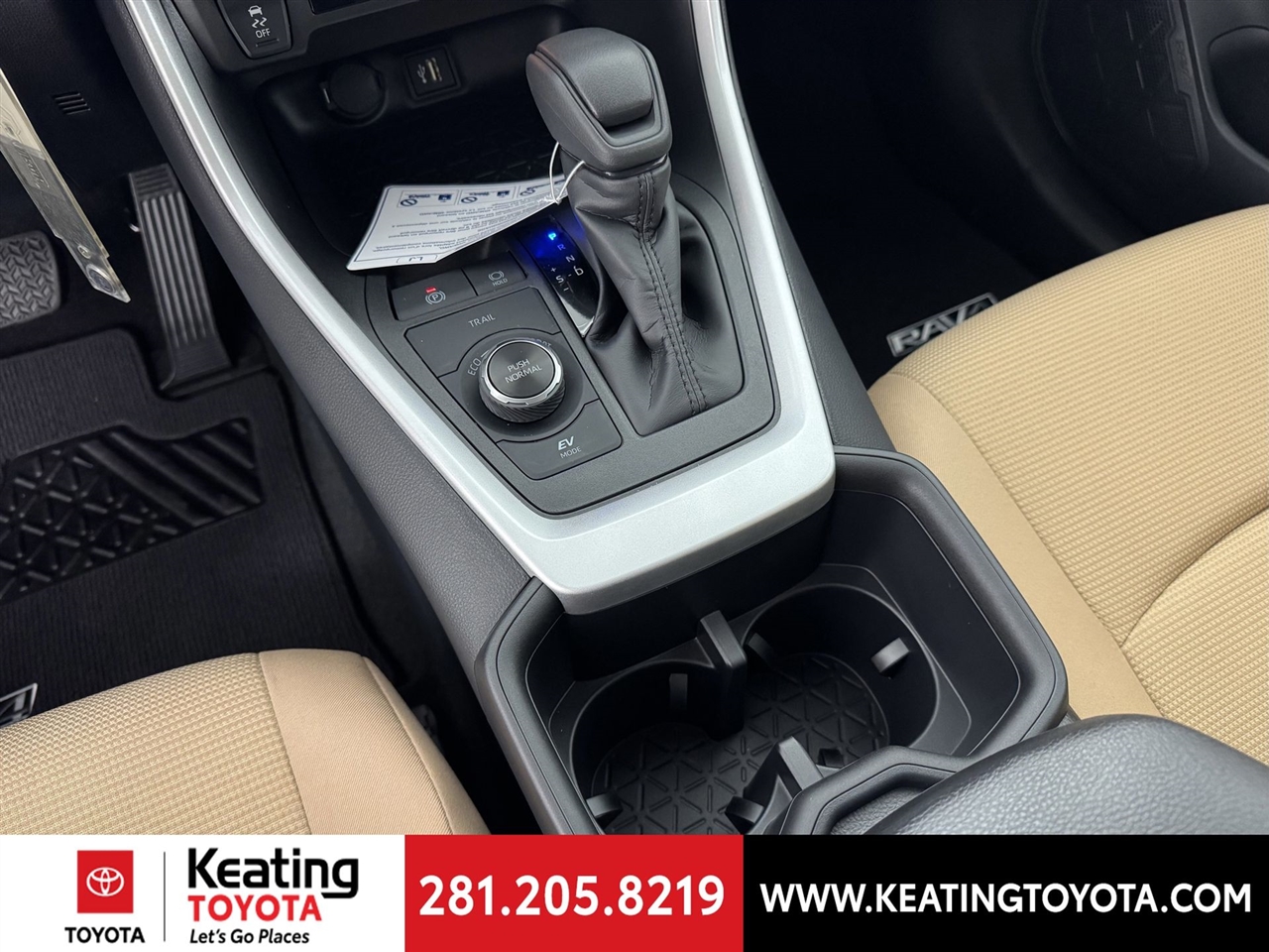 Toyota RAV4 Hybrid LE 2025 Toyota RAV4 Hybrid LE 2025