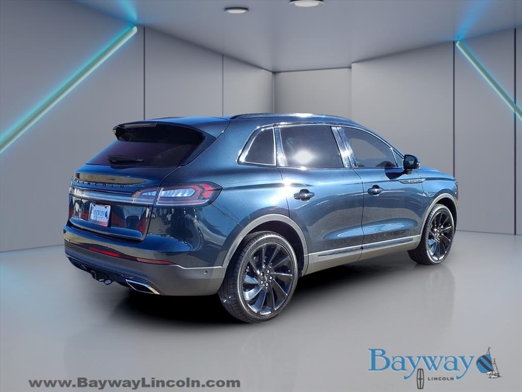 Lincoln Nautilus Reserve AWD 2022