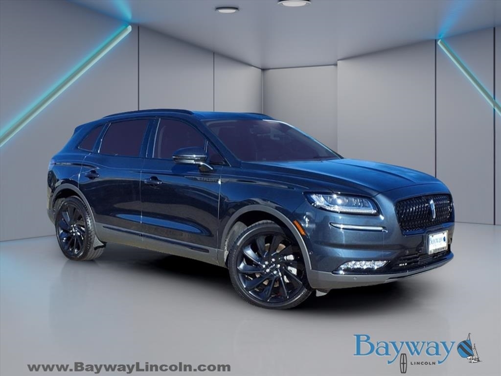 Lincoln Nautilus Reserve AWD 2022