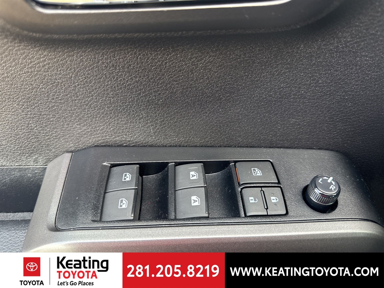 Toyota Tacoma SR5 Double Cab Long Bed V6 6AT 4WD 2023 Toyota Tacoma SR5 Double Cab Long Bed V6 6AT 4WD 2023