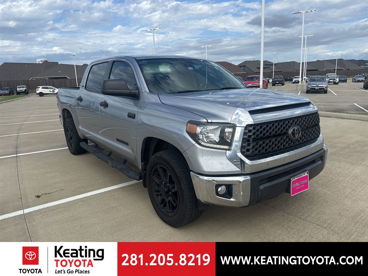 Toyota Tundra SR5 5.7L V8 CrewMax 4WD 2021 Toyota Tundra SR5 5.7L V8 CrewMax 4WD 2021