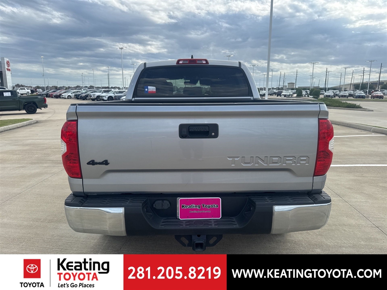 Toyota Tundra SR5 5.7L V8 CrewMax 4WD 2021 Toyota Tundra SR5 5.7L V8 CrewMax 4WD 2021