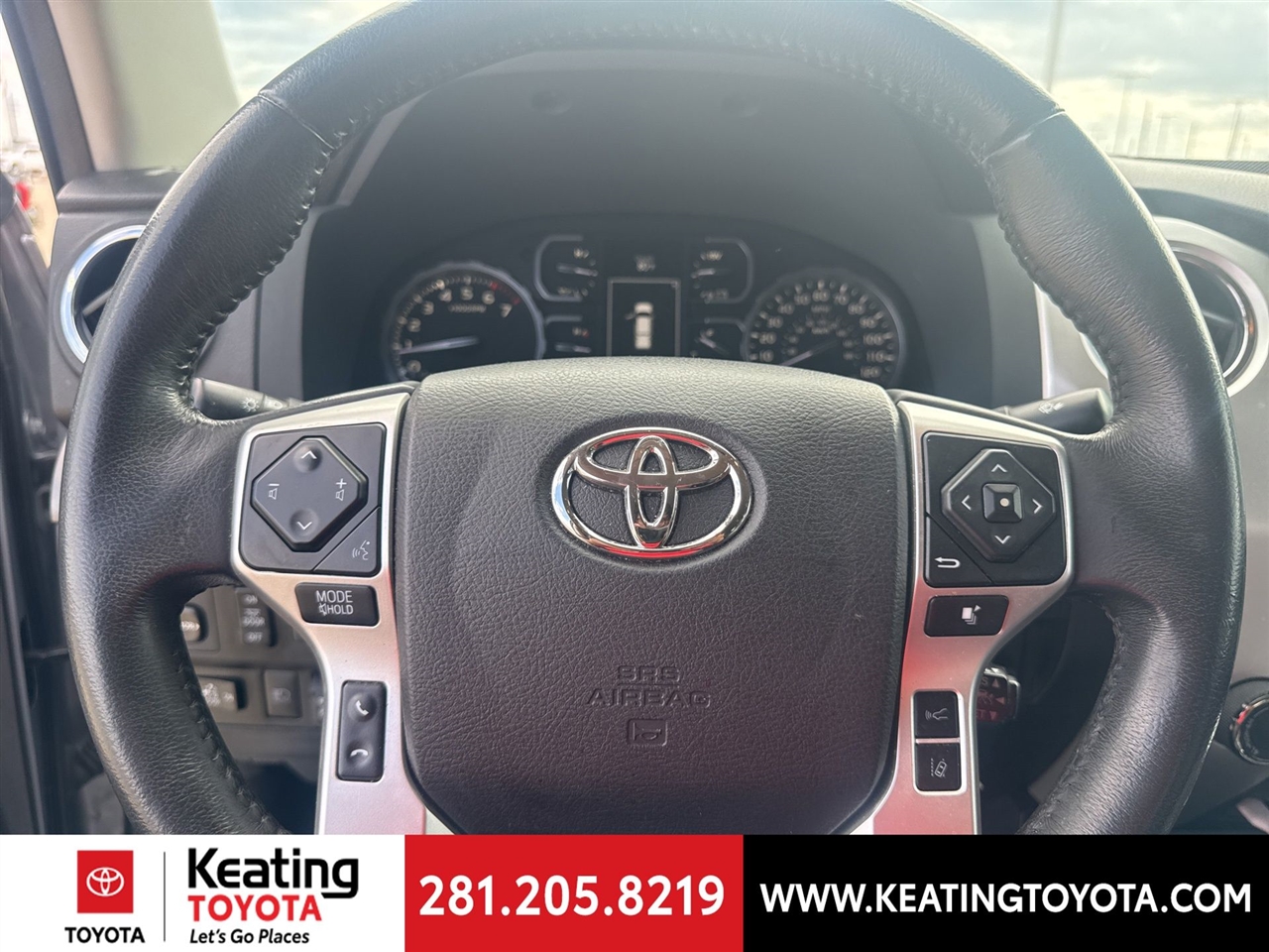 Toyota Tundra SR5 5.7L V8 CrewMax 4WD 2021 Toyota Tundra SR5 5.7L V8 CrewMax 4WD 2021