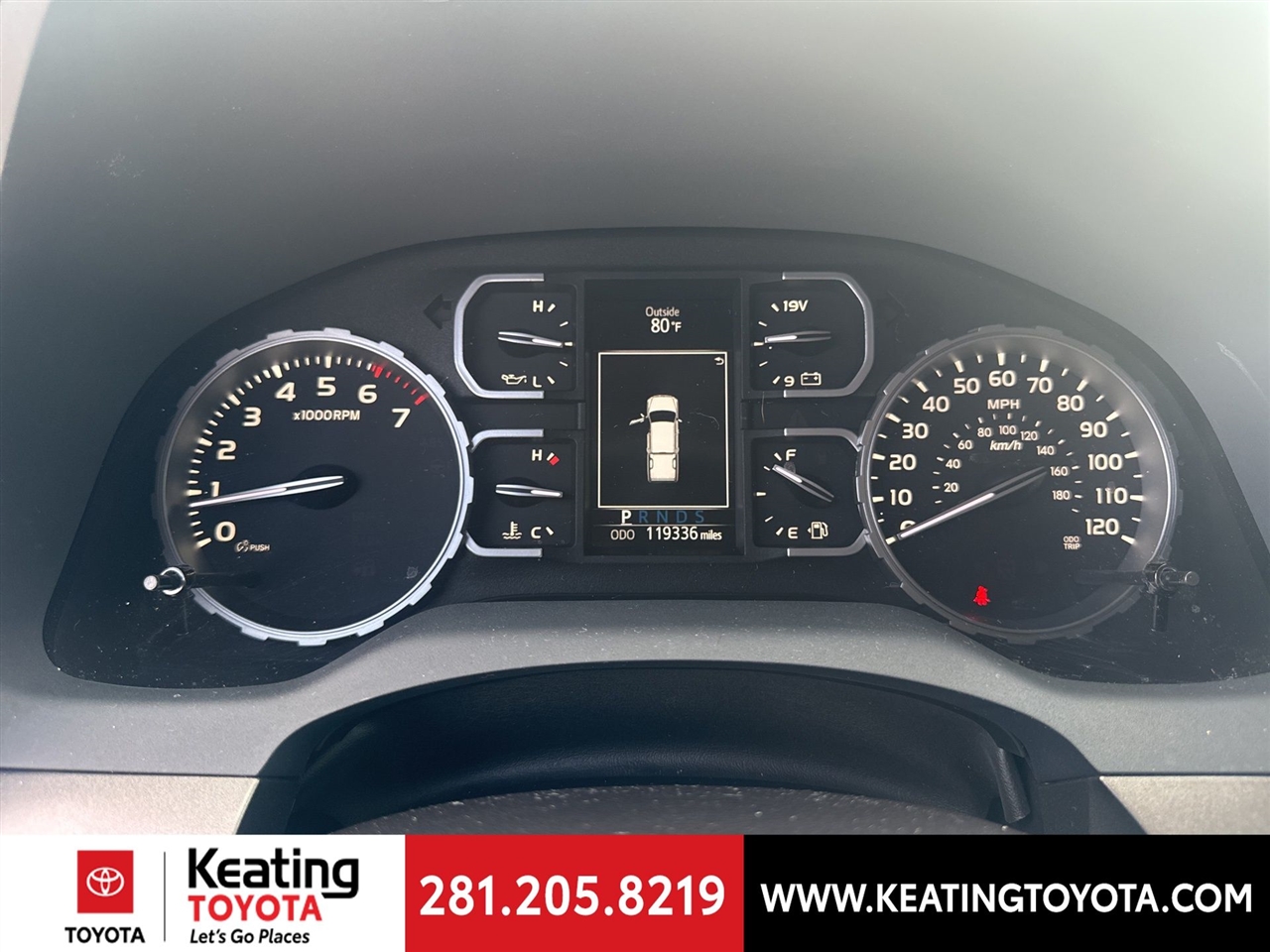 Toyota Tundra SR5 5.7L V8 CrewMax 4WD 2021 Toyota Tundra SR5 5.7L V8 CrewMax 4WD 2021