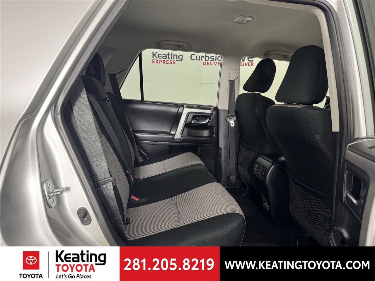 Toyota 4Runner SR5 4WD 2022