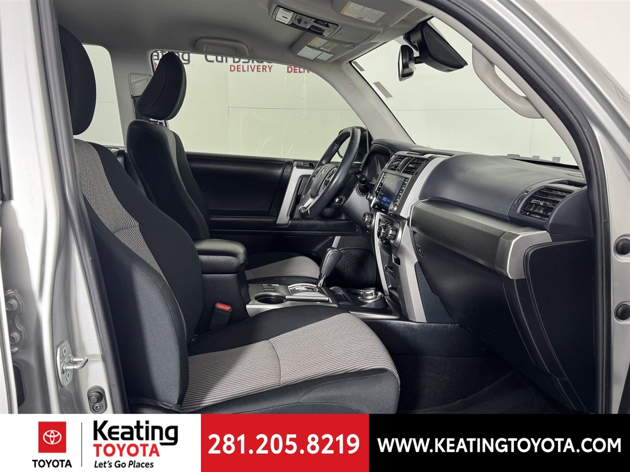 Toyota 4Runner SR5 4WD 2022