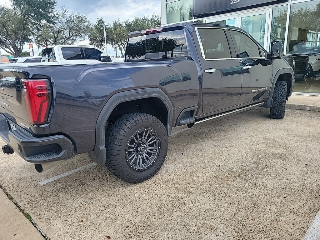 GMC Sierra 2500HD Denali Ultimate Crew Cab 4WD 2024 GMC Sierra 2500HD Denali Ultimate Crew Cab 4WD 2024