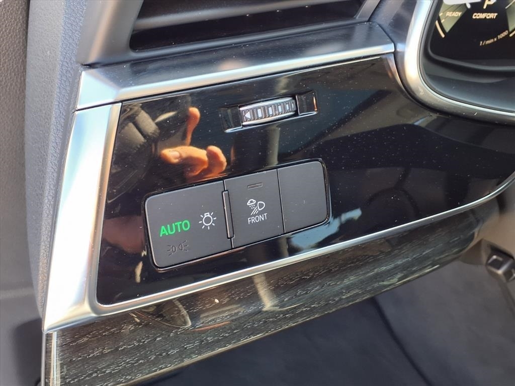 Audi Q7 Premium Plus 45 TFSI quattro 2022 Audi Q7 Premium Plus 45 TFSI quattro 2022