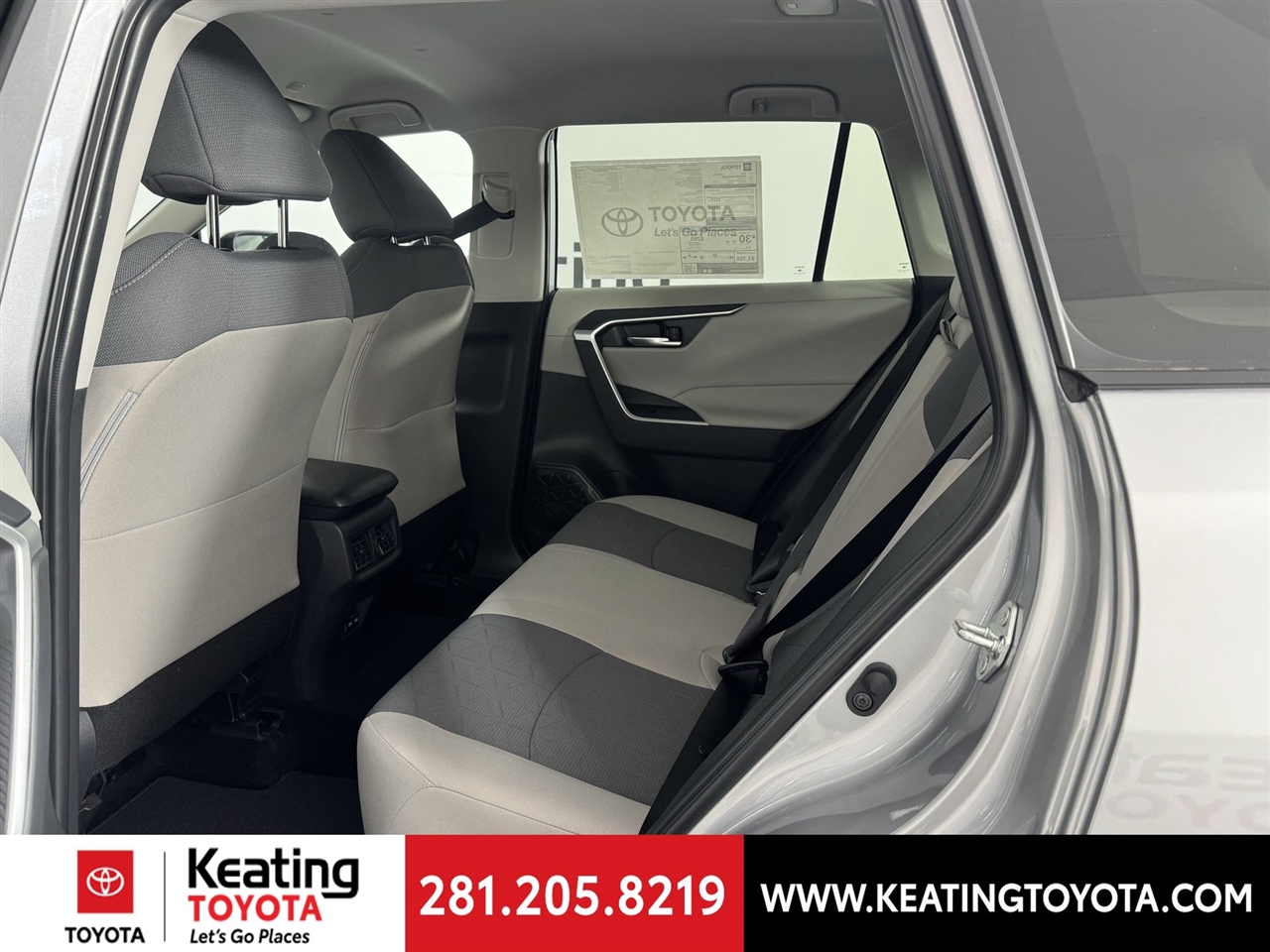 Toyota RAV4 XLE 2025 Toyota RAV4 XLE 2025