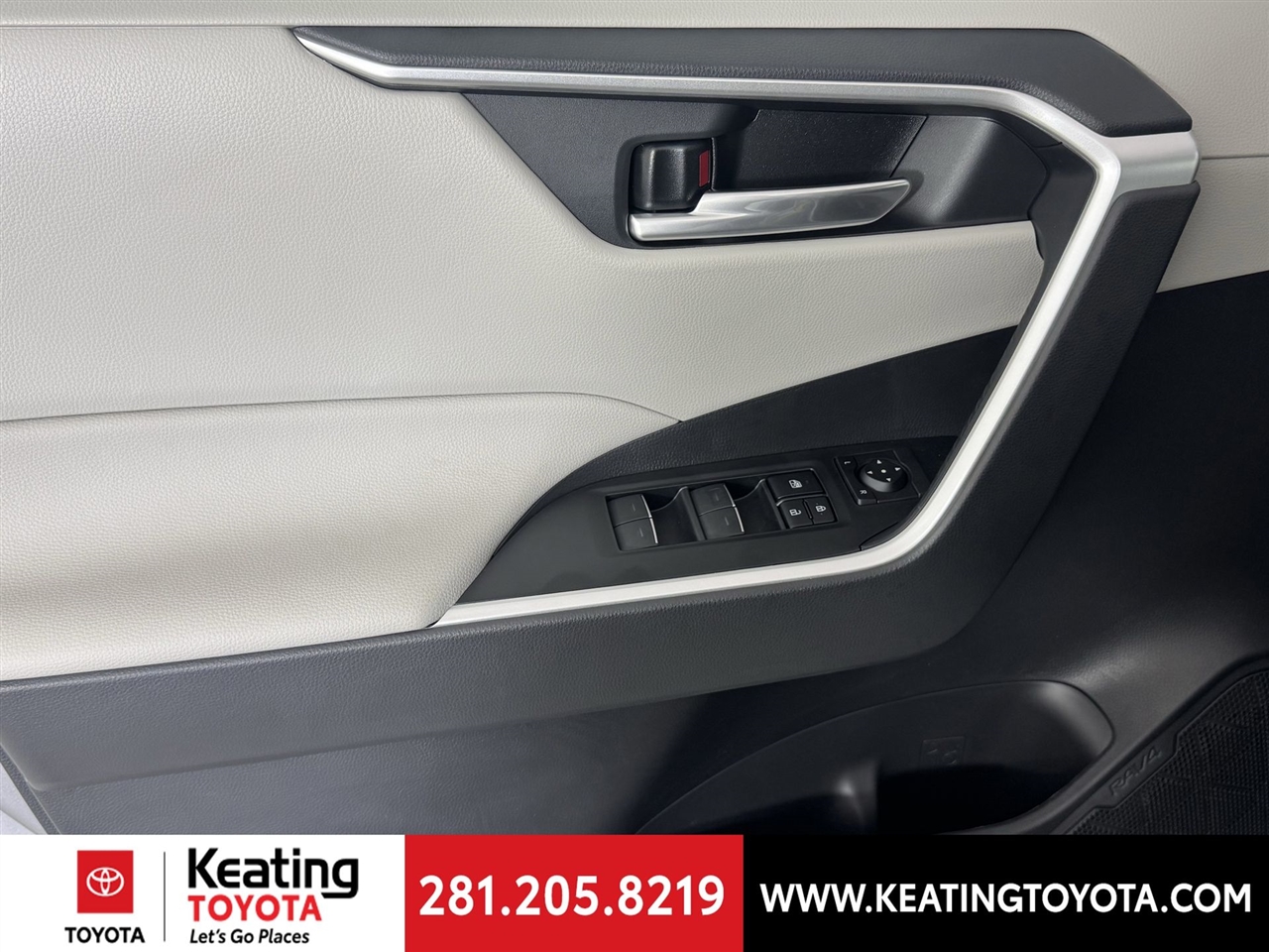 Toyota RAV4 XLE 2025 Toyota RAV4 XLE 2025