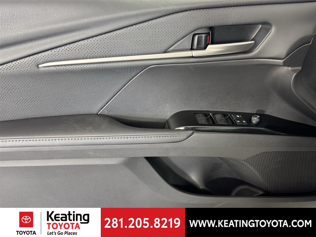 Toyota Camry Hybrid XLE 2026 Toyota Camry Hybrid XLE 2026