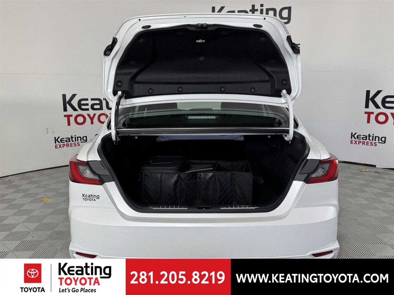 Toyota Camry Hybrid XLE 2026 Toyota Camry Hybrid XLE 2026