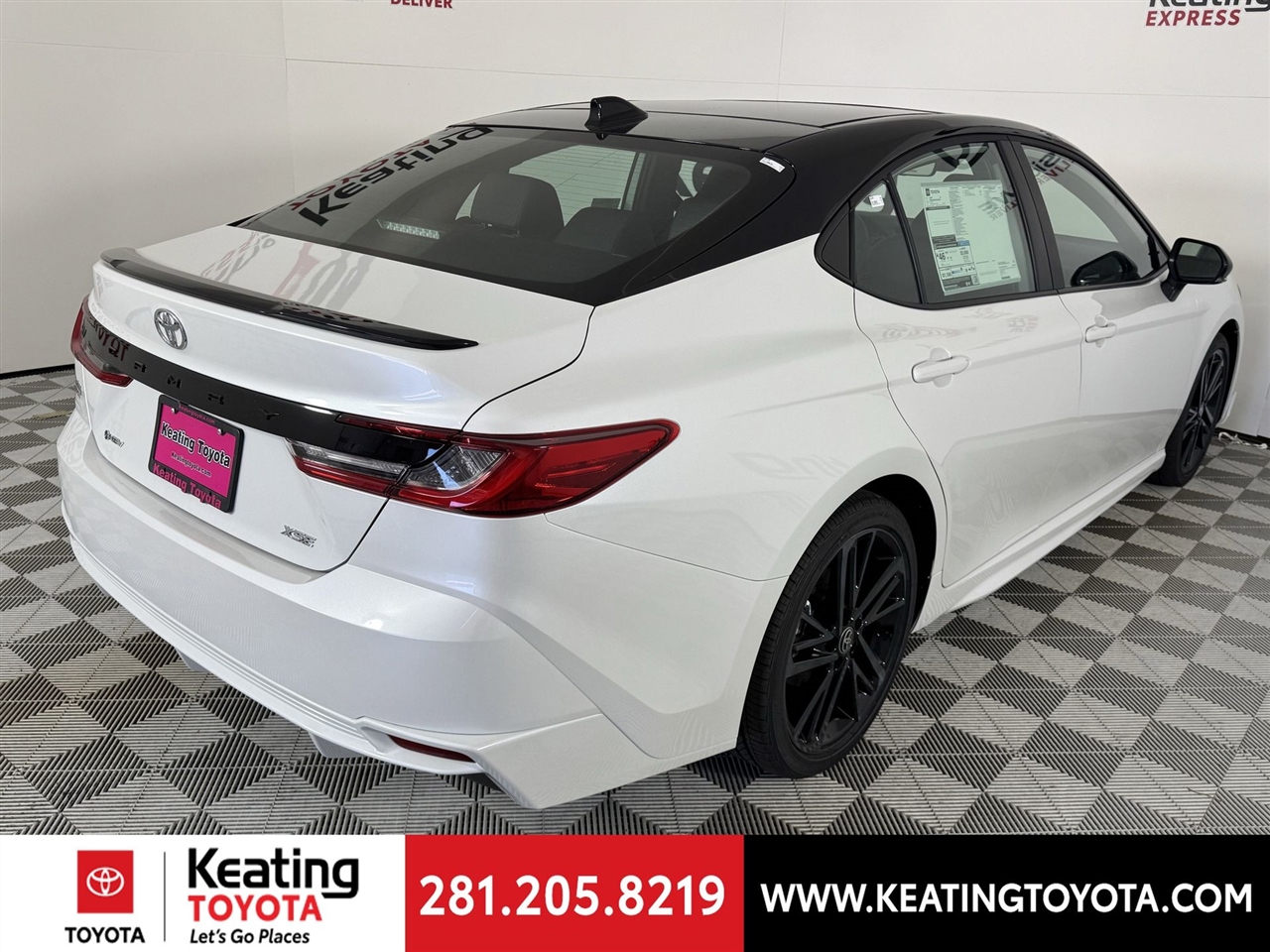 Toyota Camry Hybrid XLE 2026 Toyota Camry Hybrid XLE 2026