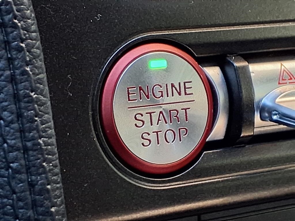 Ford Mustang EcoBoost Coupe 2022 Ford Mustang EcoBoost Coupe 2022