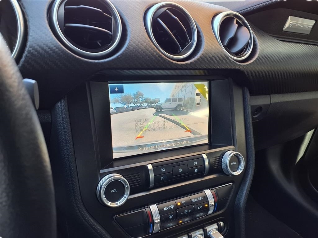 Ford Mustang EcoBoost Coupe 2022 Ford Mustang EcoBoost Coupe 2022