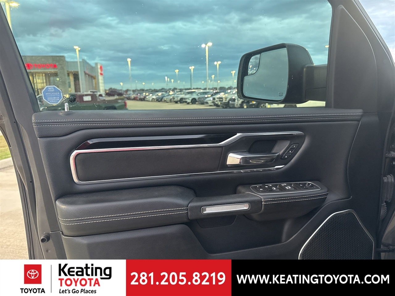 RAM 1500 Laramie Crew Cab SWB 4WD 2021 RAM 1500 Laramie Crew Cab SWB 4WD 2021