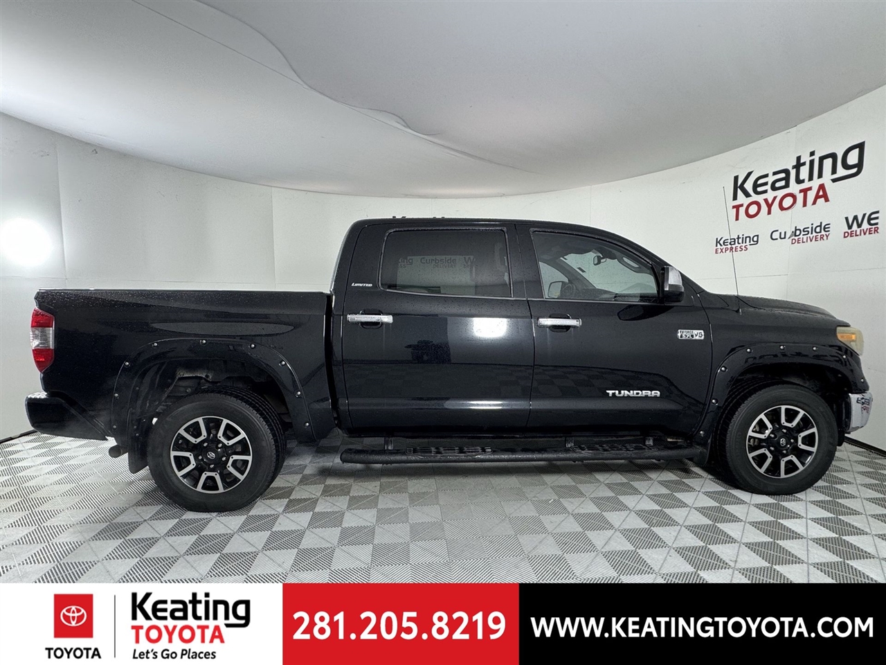 Toyota Tundra Limited 5.7L FFV CrewMax 4WD 2018
