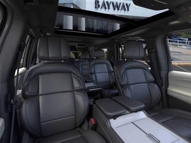 Lincoln Navigator L Reserve 2025 Lincoln Navigator L Reserve 2025