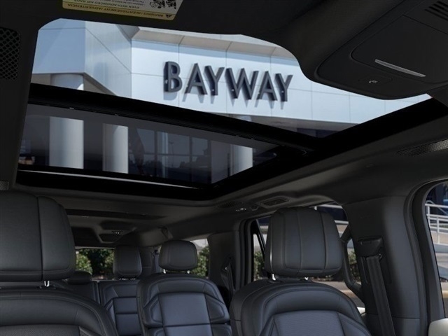 Lincoln Navigator L Reserve 2025 Lincoln Navigator L Reserve 2025