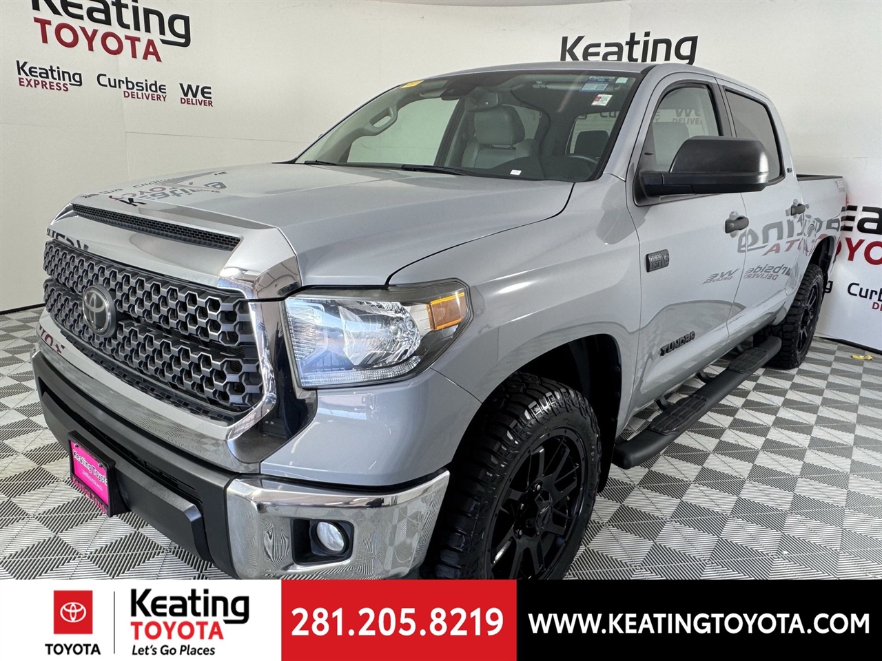Toyota Tundra SR5 5.7L V8 CrewMax 4WD 2020 Toyota Tundra SR5 5.7L V8 CrewMax 4WD 2020
