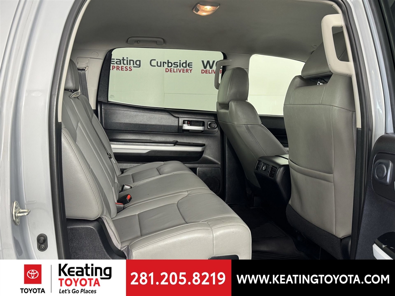 Toyota Tundra SR5 5.7L V8 CrewMax 4WD 2020 Toyota Tundra SR5 5.7L V8 CrewMax 4WD 2020