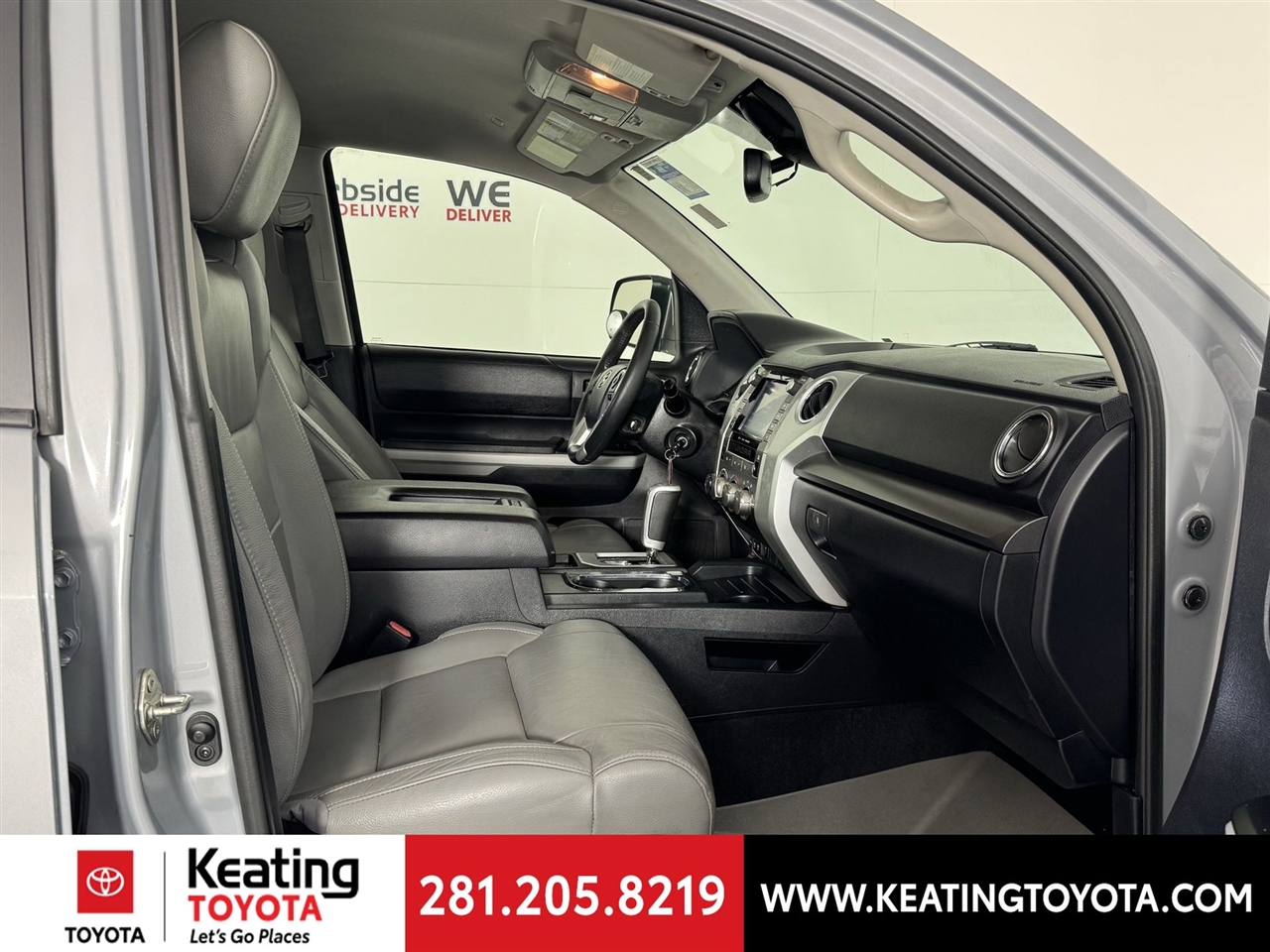 Toyota Tundra SR5 5.7L V8 CrewMax 4WD 2020 Toyota Tundra SR5 5.7L V8 CrewMax 4WD 2020