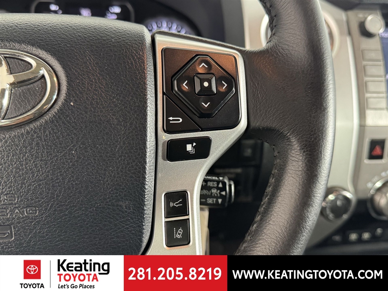 Toyota Tundra SR5 5.7L V8 CrewMax 4WD 2020 Toyota Tundra SR5 5.7L V8 CrewMax 4WD 2020