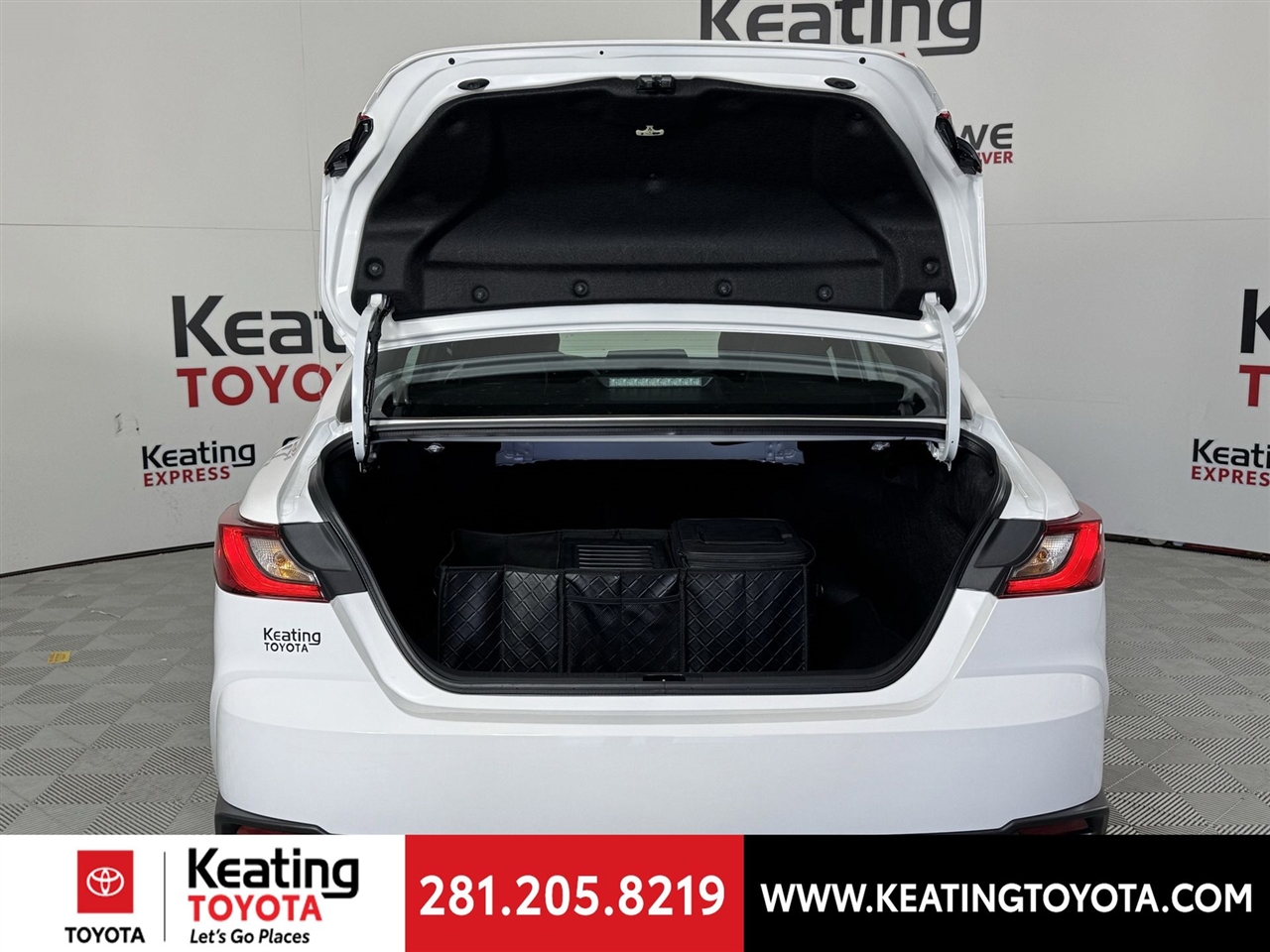 Toyota Camry Hybrid XLE 2026 Toyota Camry Hybrid XLE 2026